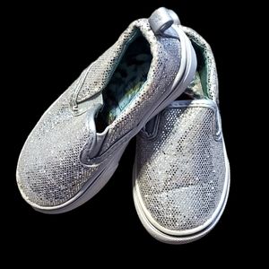 Little girls Garanimals silver sparkle slip ons. So cute!!